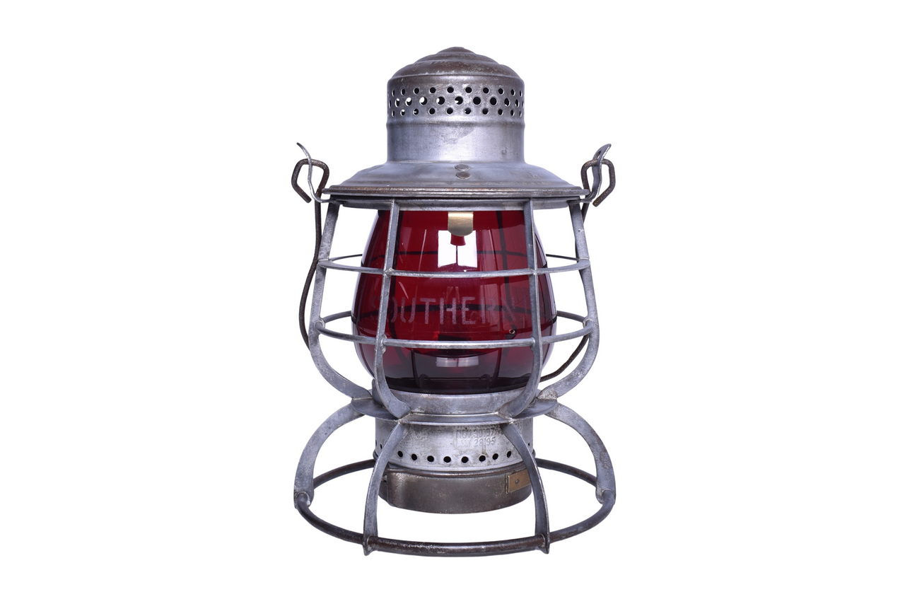 5427 - Armspear Southern Railway Lantern w/ Red Etched Extended Base Tall Globe thumbnail