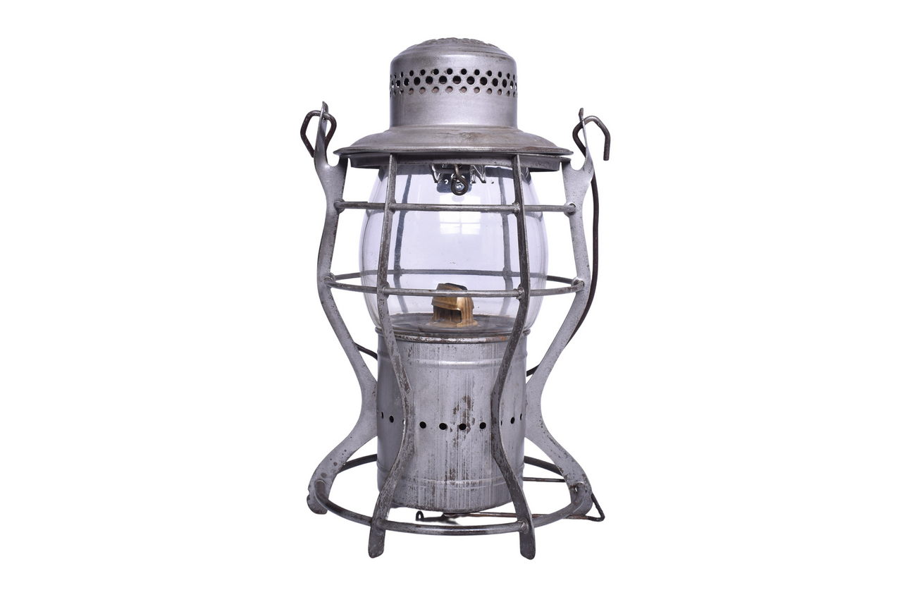 5435 - V&N Lantern Company Railroad Lantern w/ Clear Cast Extended Base Tall Globe thumbnail