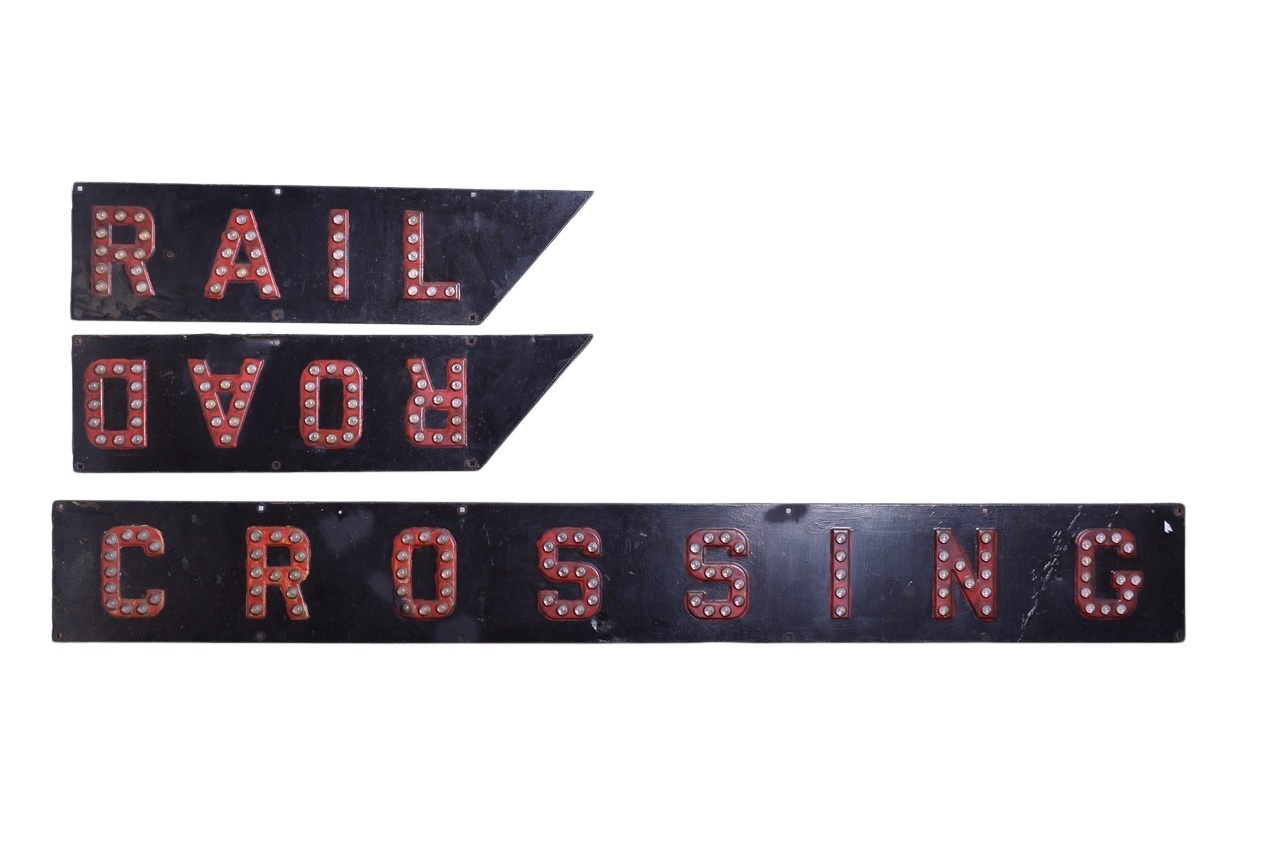5442 - Railroad Crossing Sign with Glass Cat Eye Reflectors thumbnail
