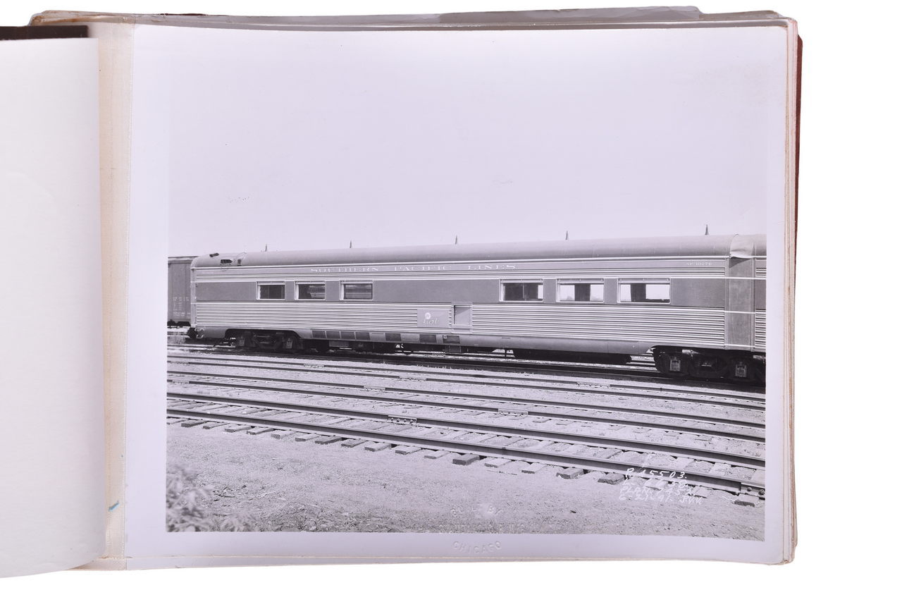 5488 - 61 Southern Pacific 3-Car Articulated Lounge/Dining/Kitchen Photos - Lark Club Trainset - Pullman Archives thumbnail