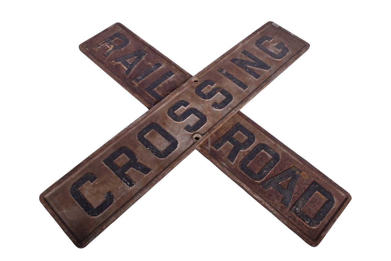 5512 - Unrestored Cast Iron Railroad Crossing Crossbuck Pair thumbnail