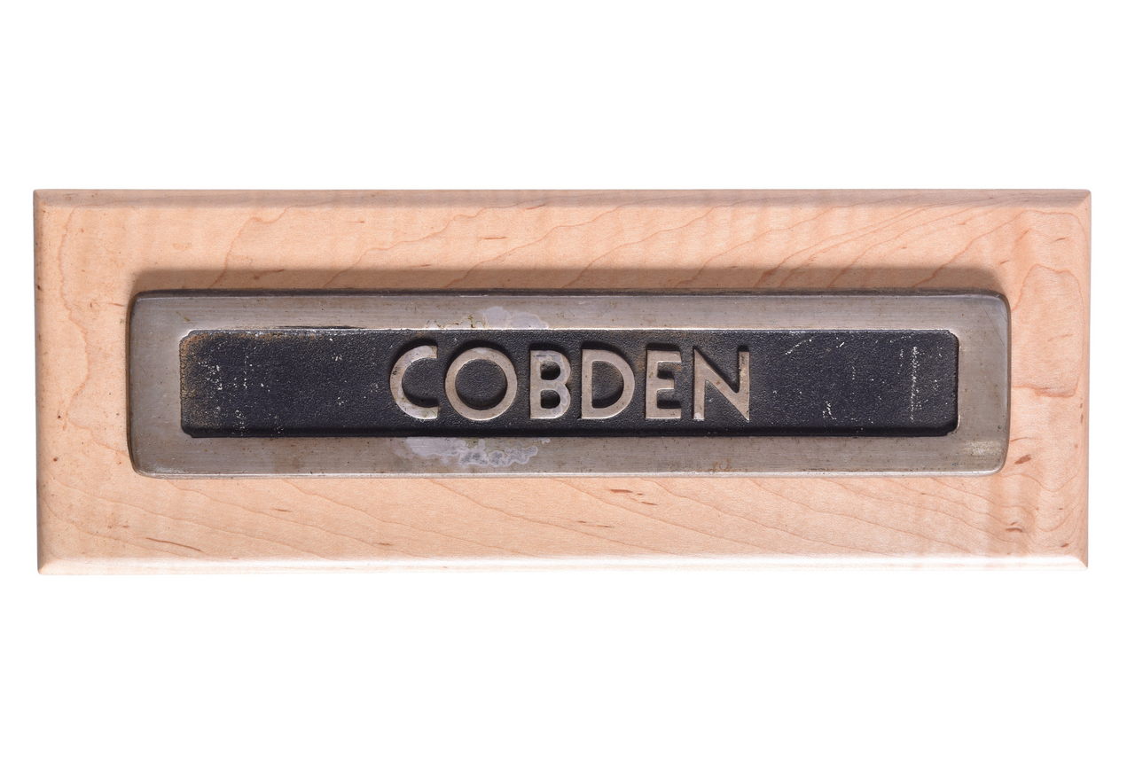5593 - Illinois Central Railroad #3518 Cobden Sleeping Car Metal Name Plate thumbnail
