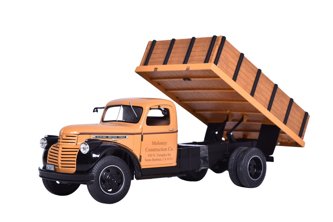 3013 - Highway 61 1946 GMC Grain Truck 1:16 Die Cast Model thumbnail