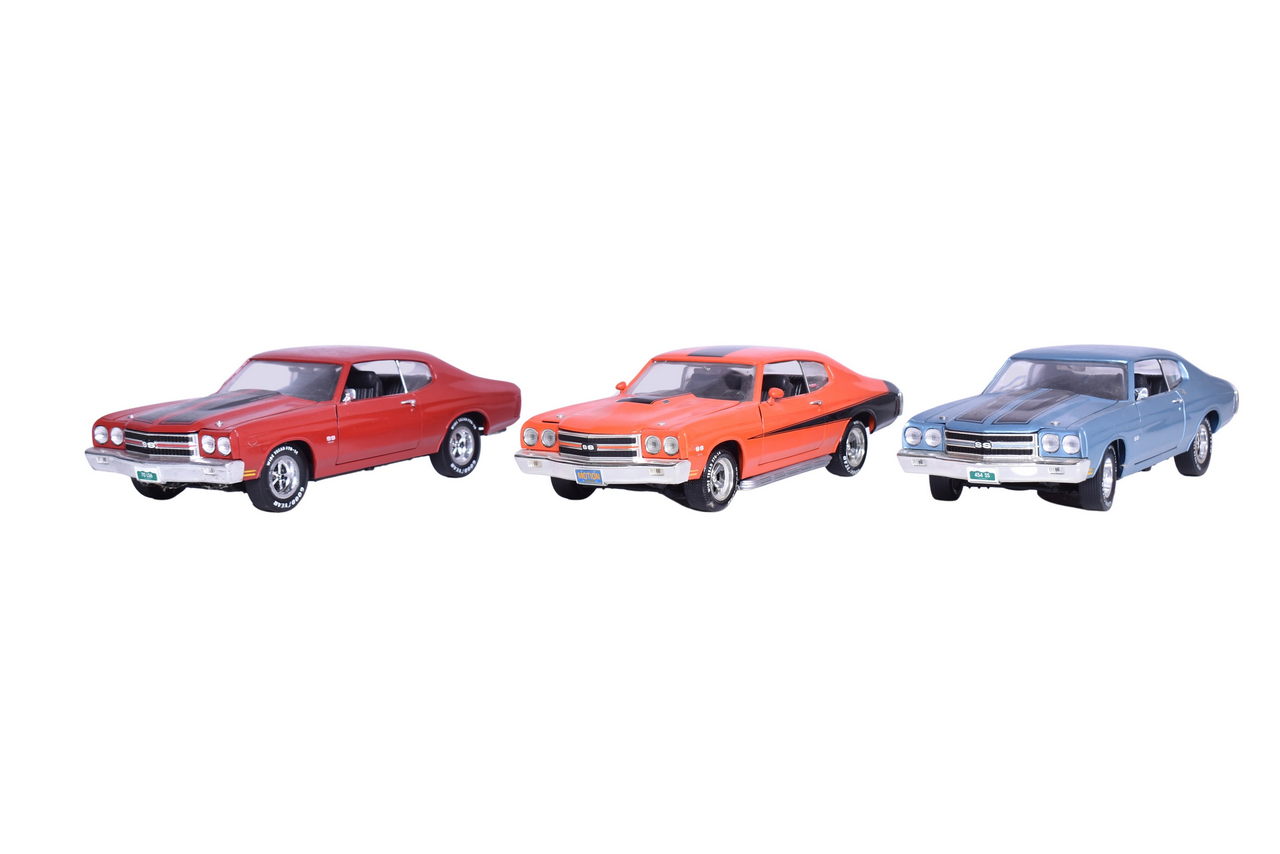 3017 - Three American Muscle 1:18 Die Cast 1970 Chevrolet Chevelle Model Cars thumbnail