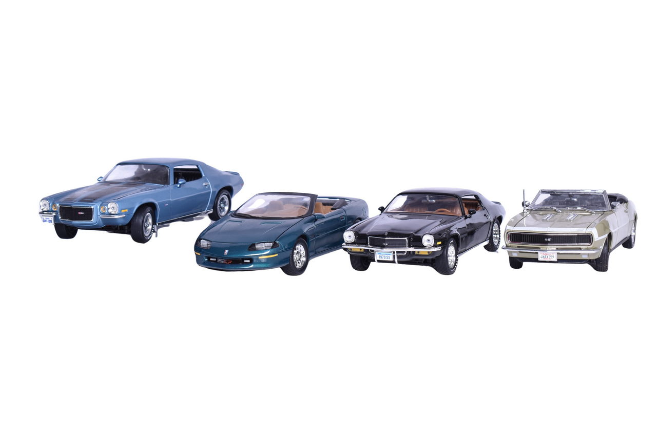 3026 - Four 1:18 Die Cast Chevrolet Camaro Model Cars - American Muscle, ERTL, and Maisto thumbnail