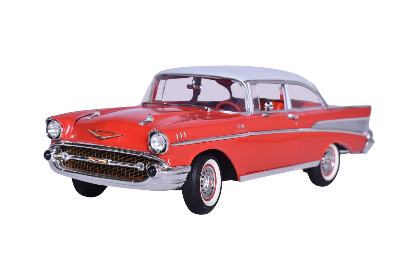 3050 - Highway 61 1:18 Die Cast 1957 Chevy Bel Air Sedan Model thumbnail