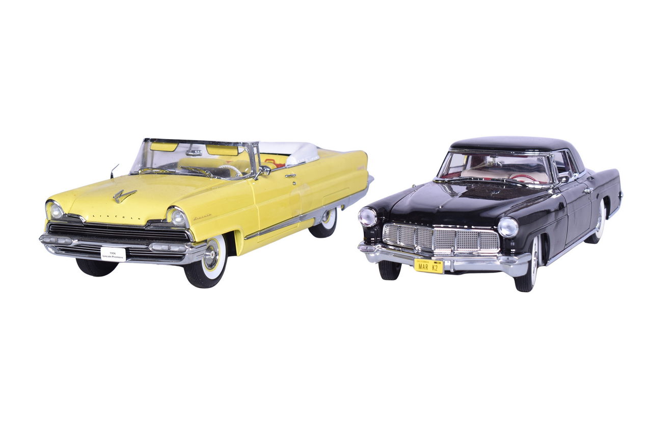 3060 - Two 1:18 Die Cast 1956 Lincoln Models - Road Signature Continental Mark II, Sun Star Premiere thumbnail