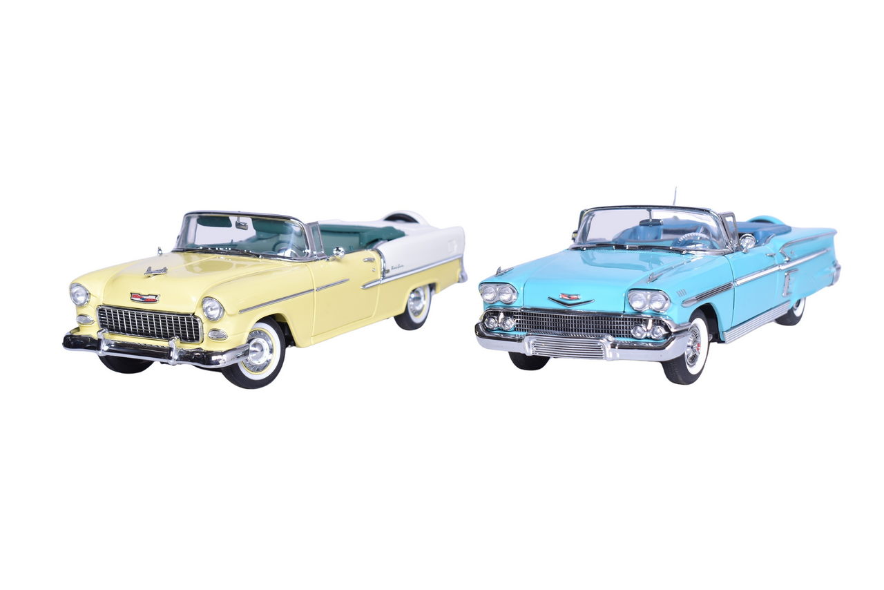 3075 - Pair of Danbury Mint 1:24 Die Cast Models - 1955 Chevrolet Bel Air and 1958 Chevrolet Impala thumbnail