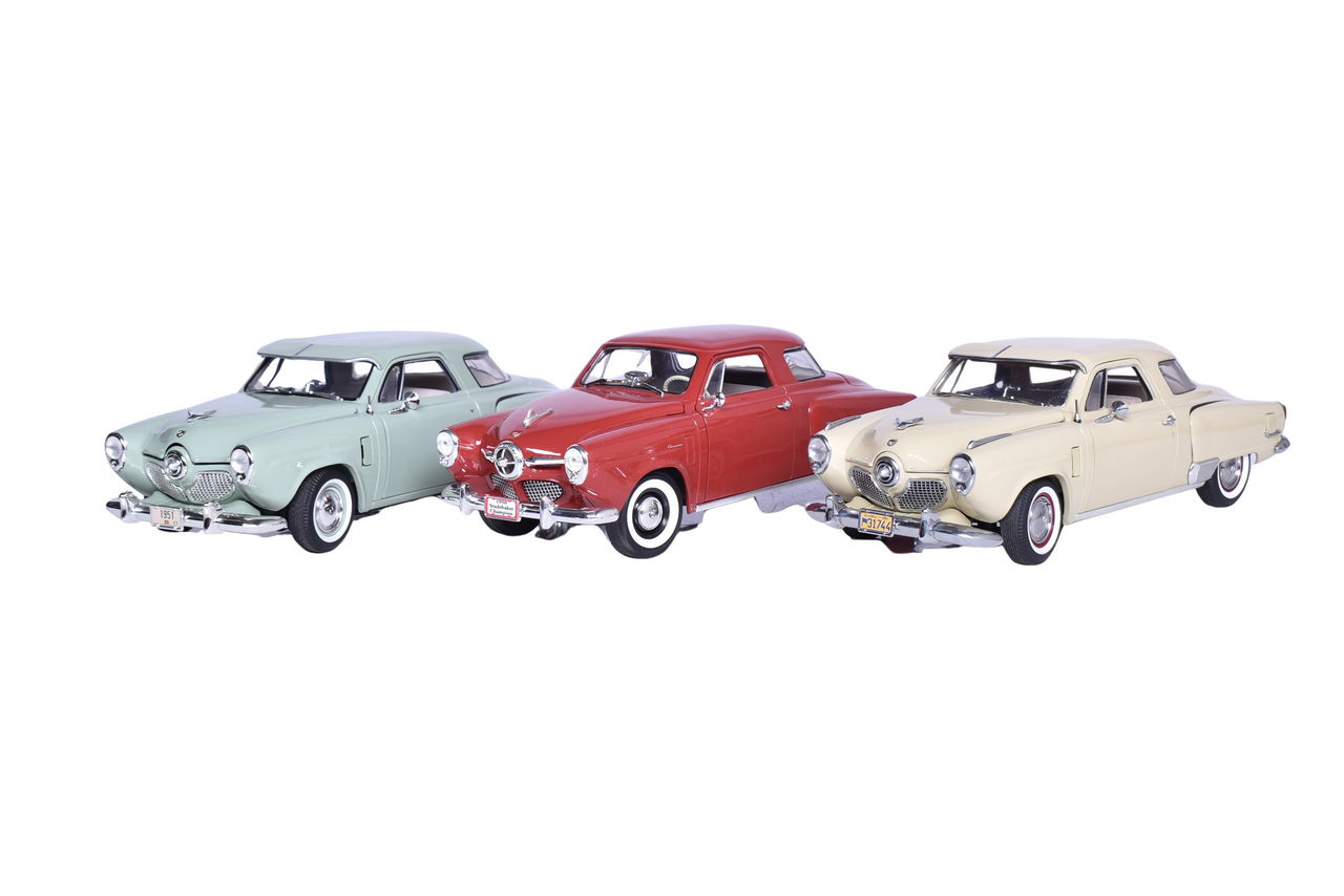 3111 - Trio of 1:18 Die Cast Studebaker Models - ACME Trading, Road Signature, Studebaker Nat'l Museum thumbnail