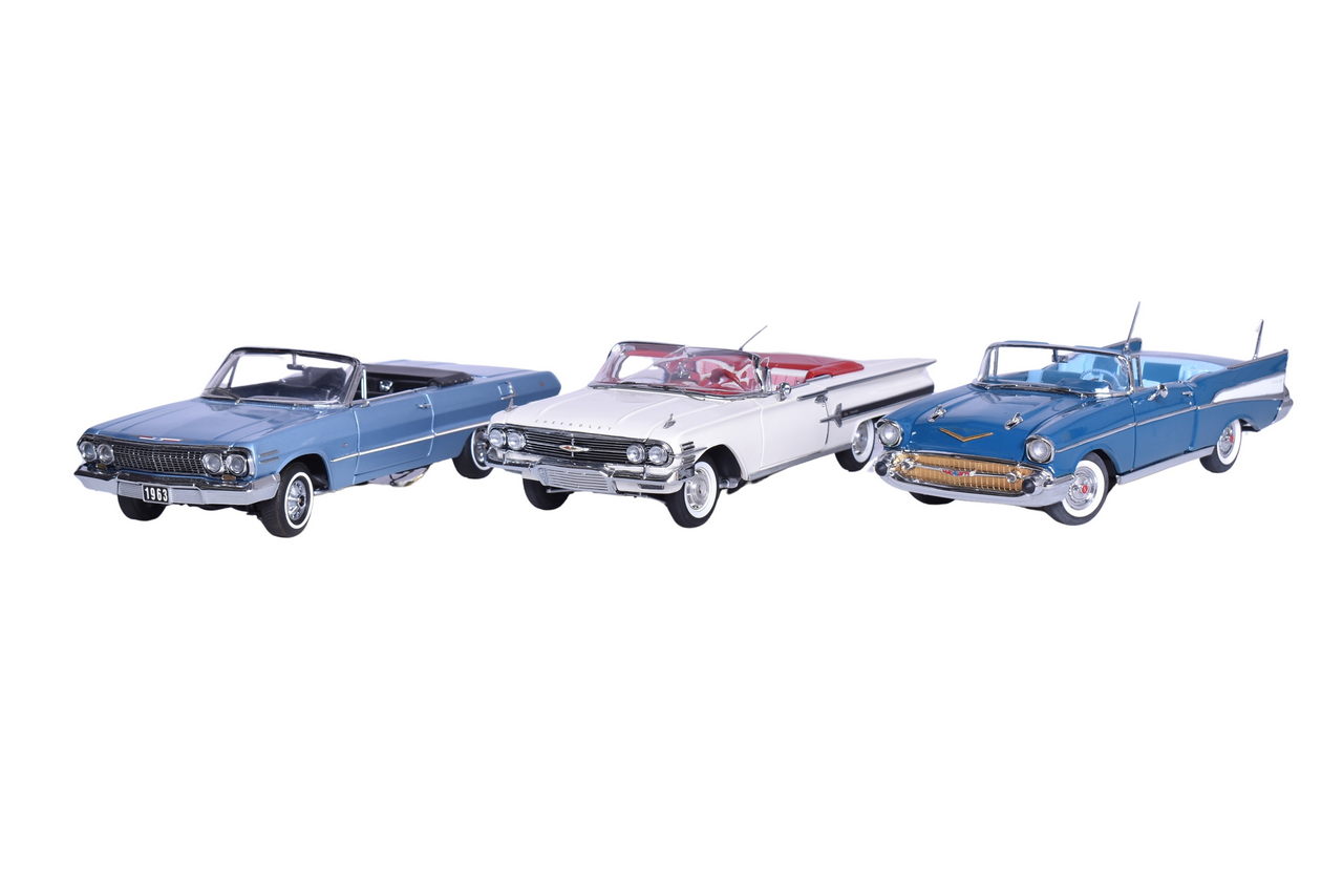3115 - Trio of 1:24 Die Cast 1950s/60s Chevy Models - Danbury Mint and Franklin Mint thumbnail