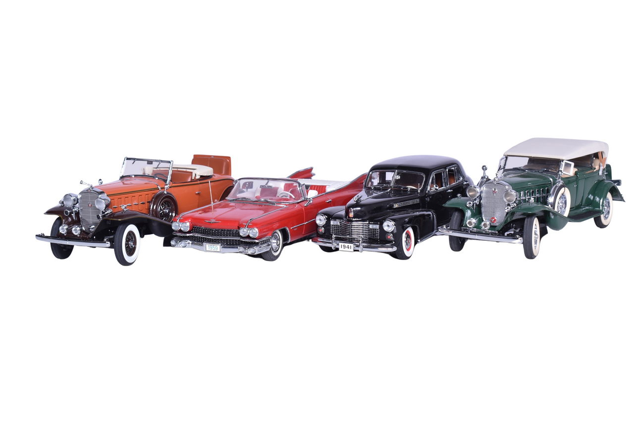 3123 - Four Danbury Mint 1:24 Die Cast Cadillac Models thumbnail