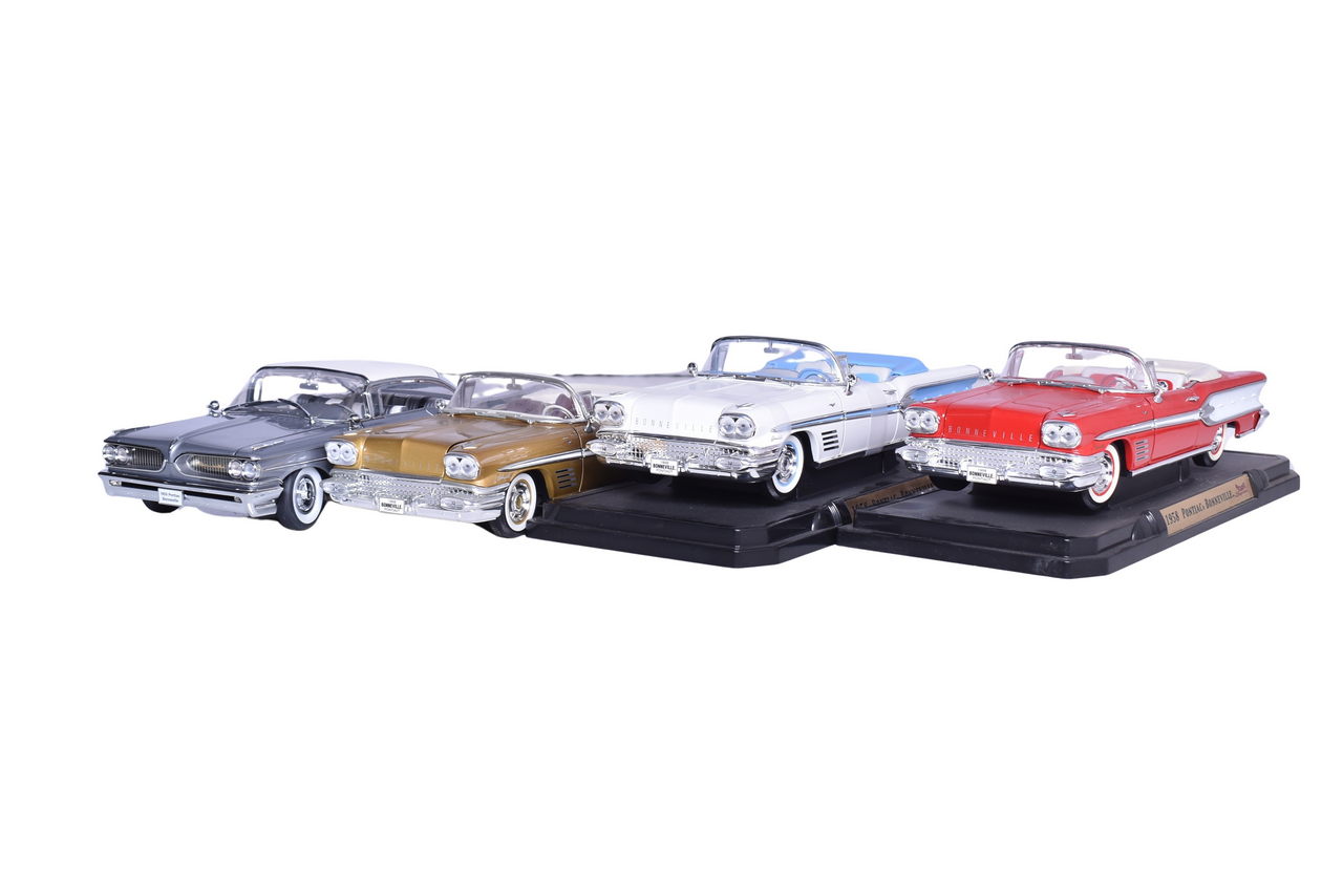3141 - Four Road Signature, Sun Star 1:18 Die Cast 1958/59 Pontiac Bonneville Models thumbnail
