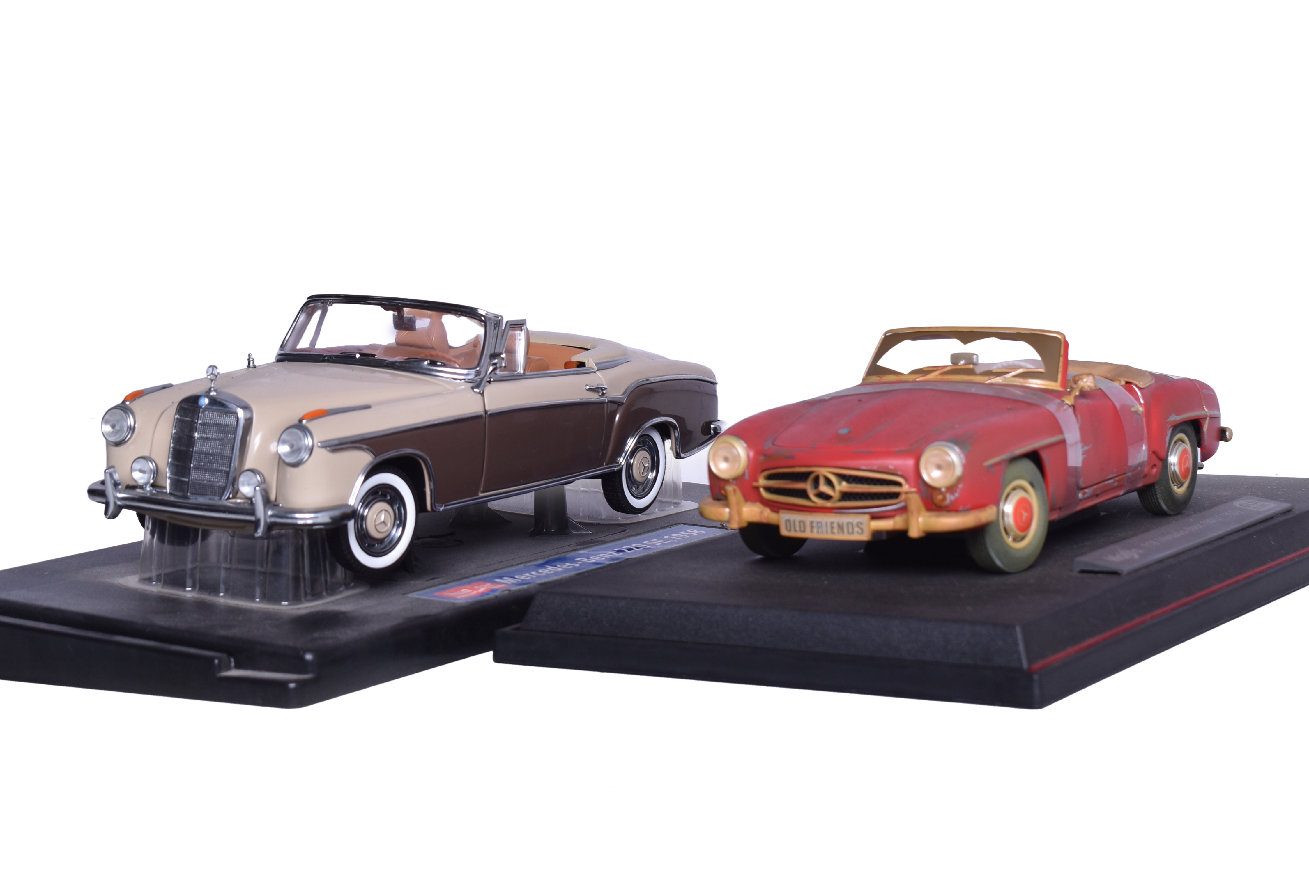 3145 - Two Sun Star, Maisto 1:18 Die Cast 1950s Mercedes-Benz Models thumbnail