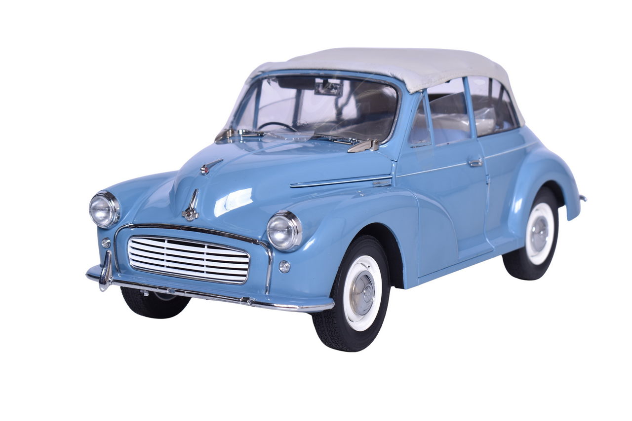 3165 - Sun Star 1:12 Die Cast 1960 Morris Minor 1000 Tourer thumbnail
