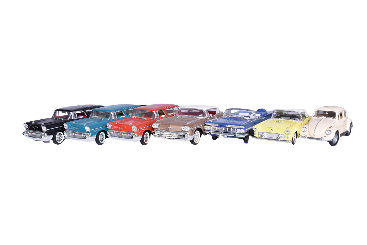 3180 - Seven Road Tough 1:18 Die Cast 1950s/60s Ford, Chevrolet, Volkswagen Models thumbnail