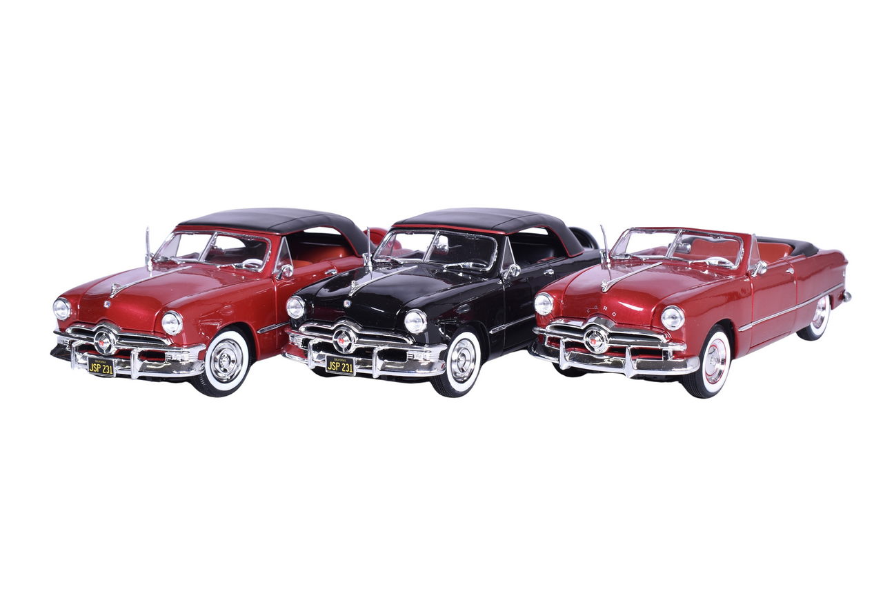 3220 - Three Maisto 1:18 Die Cast 1949/50 Ford Models thumbnail