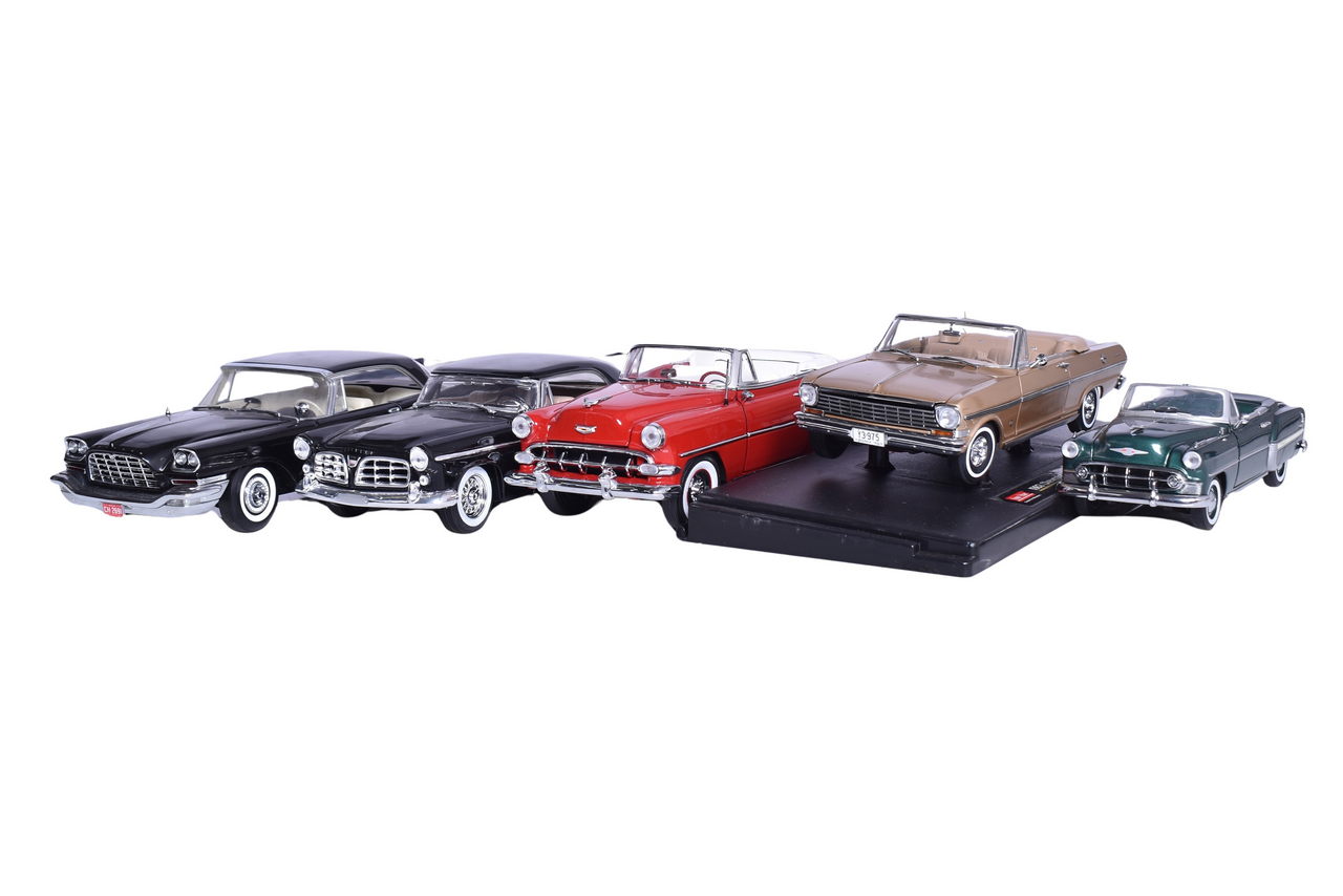 3229 - Five Maisto, Sun Star, ERTL 1:18, 1:24 Die Cast Chrysler, Chevrolet Models thumbnail