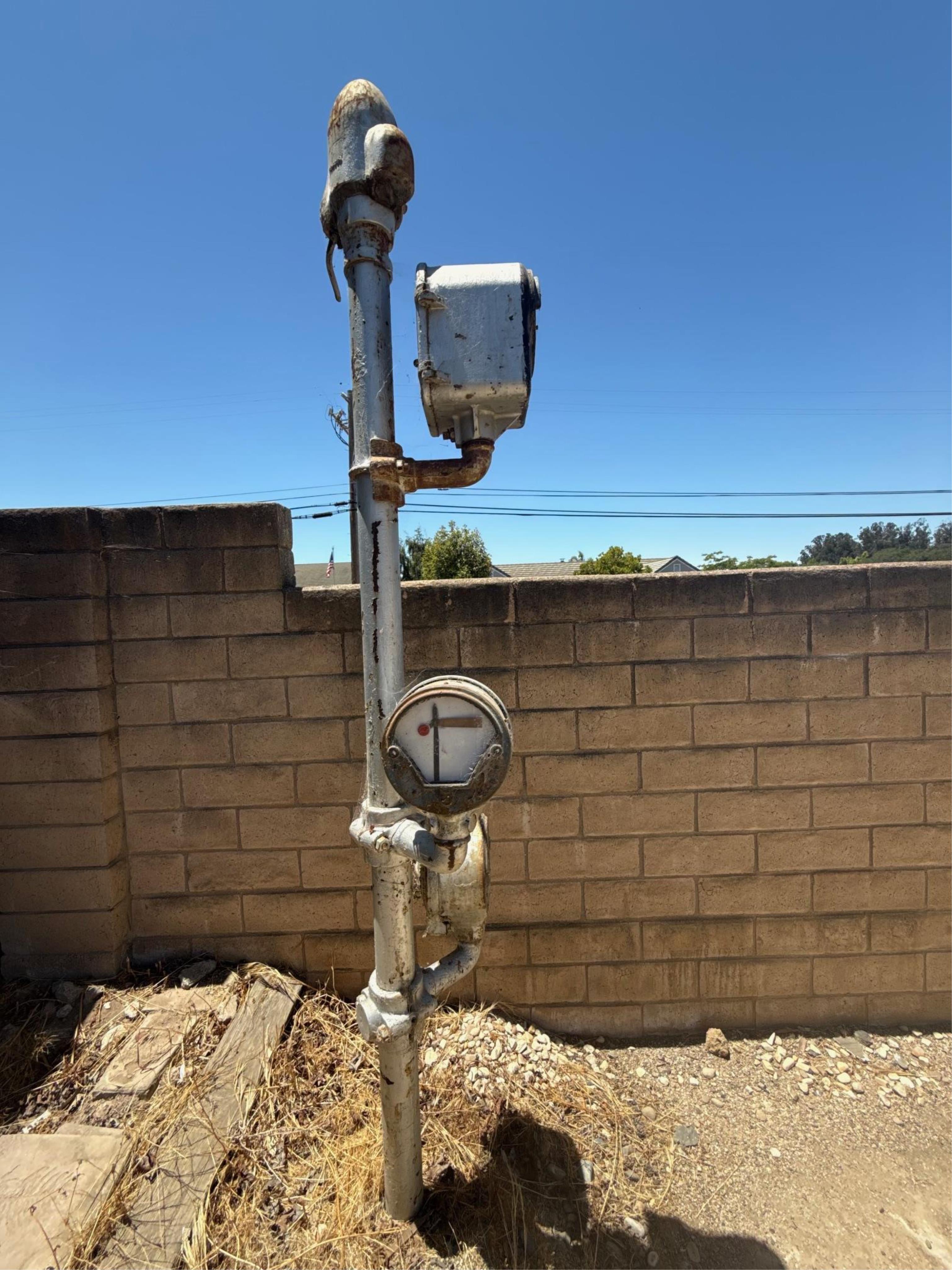 5550C - Signal Pole with THREE Union Switch & Signal Motor Car Indicators thumbnail