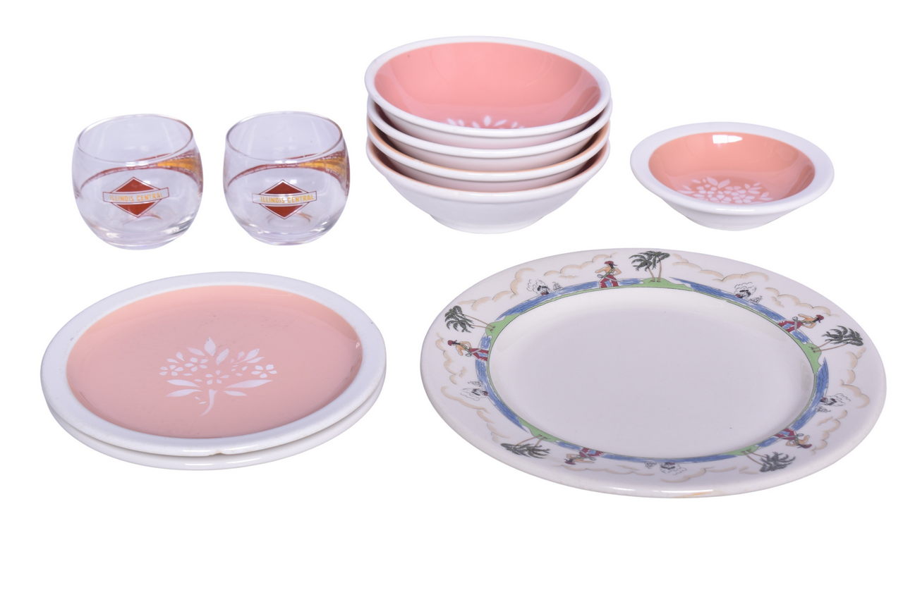 6005 - Ten Pieces of Illinois Central Railroad China and Glassware - Pirate Dinner Plate, Coral Bowls, Roly-Poly Glasses thumbnail