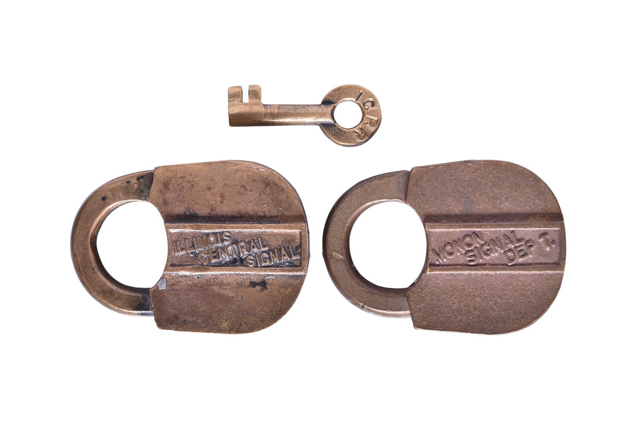 6008 - Pair of Brass Railroad Signal Locks and Key - Monon and Illinois Central thumbnail