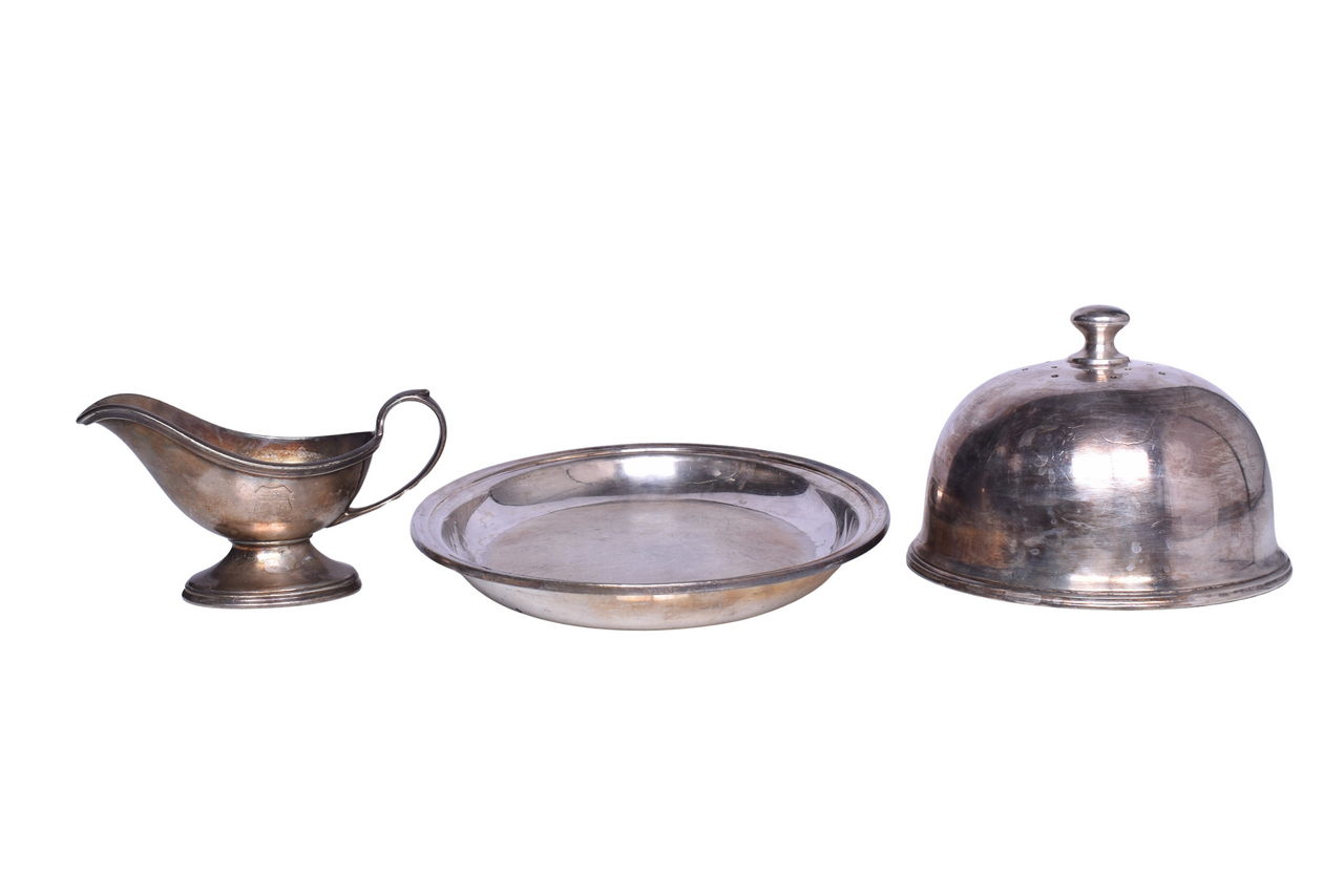 6037 - Group of Union Pacific Railroad Overland Route Silver Creamer, Hot Food Cover, and Oval Platter Tray thumbnail