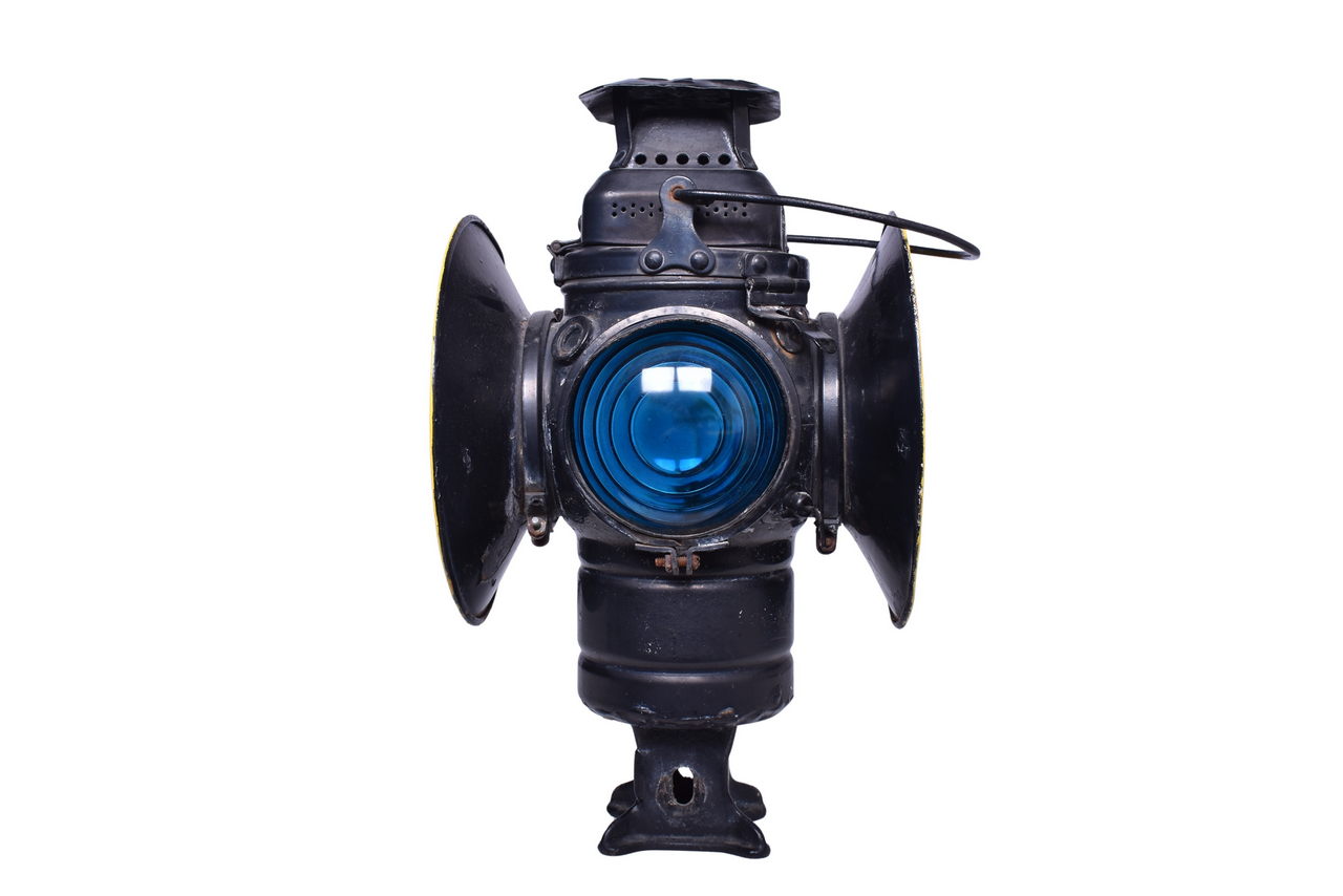 6060 - Restored Adlake / Adams & Westlake Railroad Switch Lamp with Yellow Day Targets thumbnail