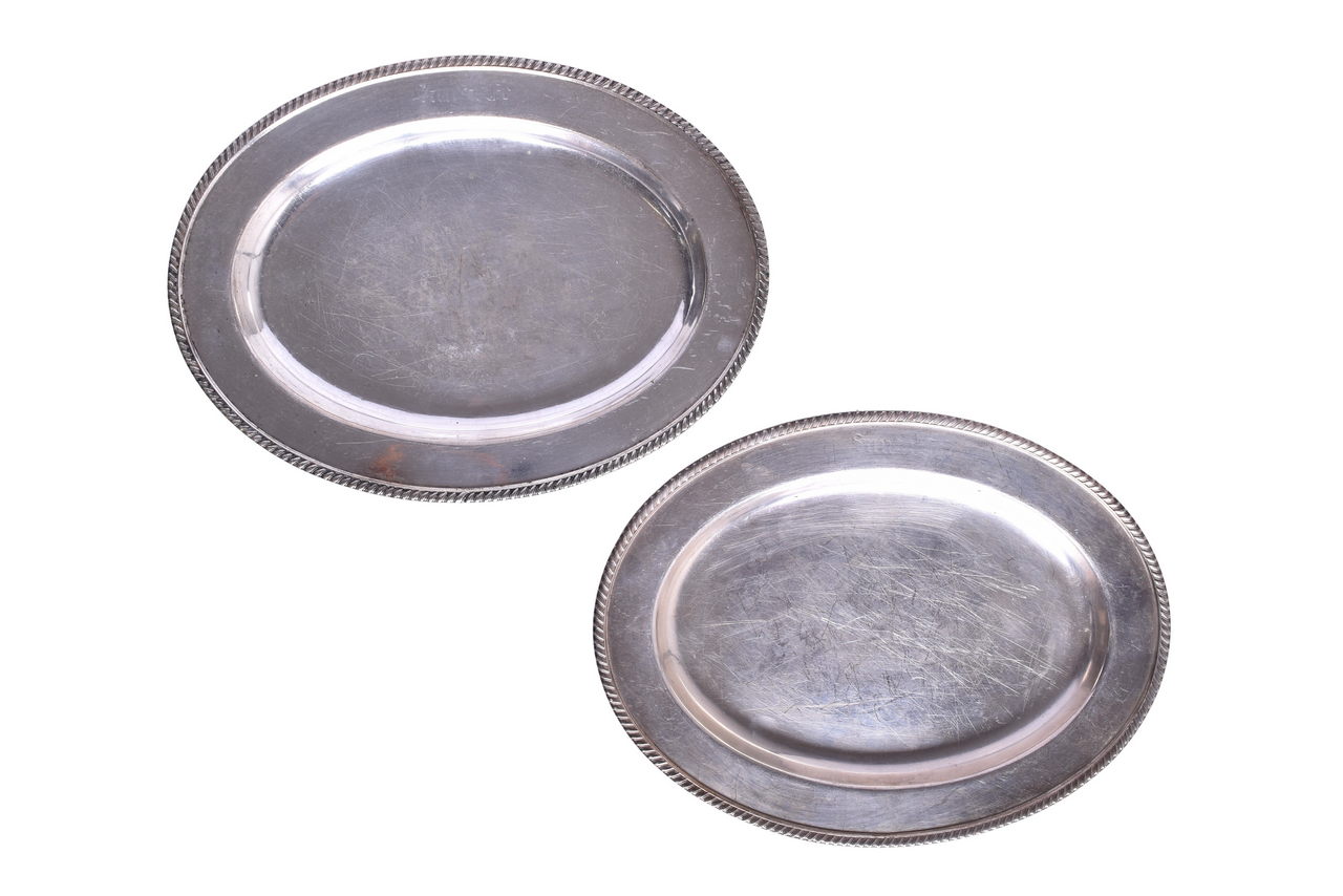 6067 - Pair of International Silver Atchison, Topeka and Santa Fe Railroad French Gadroon Oval Trays thumbnail