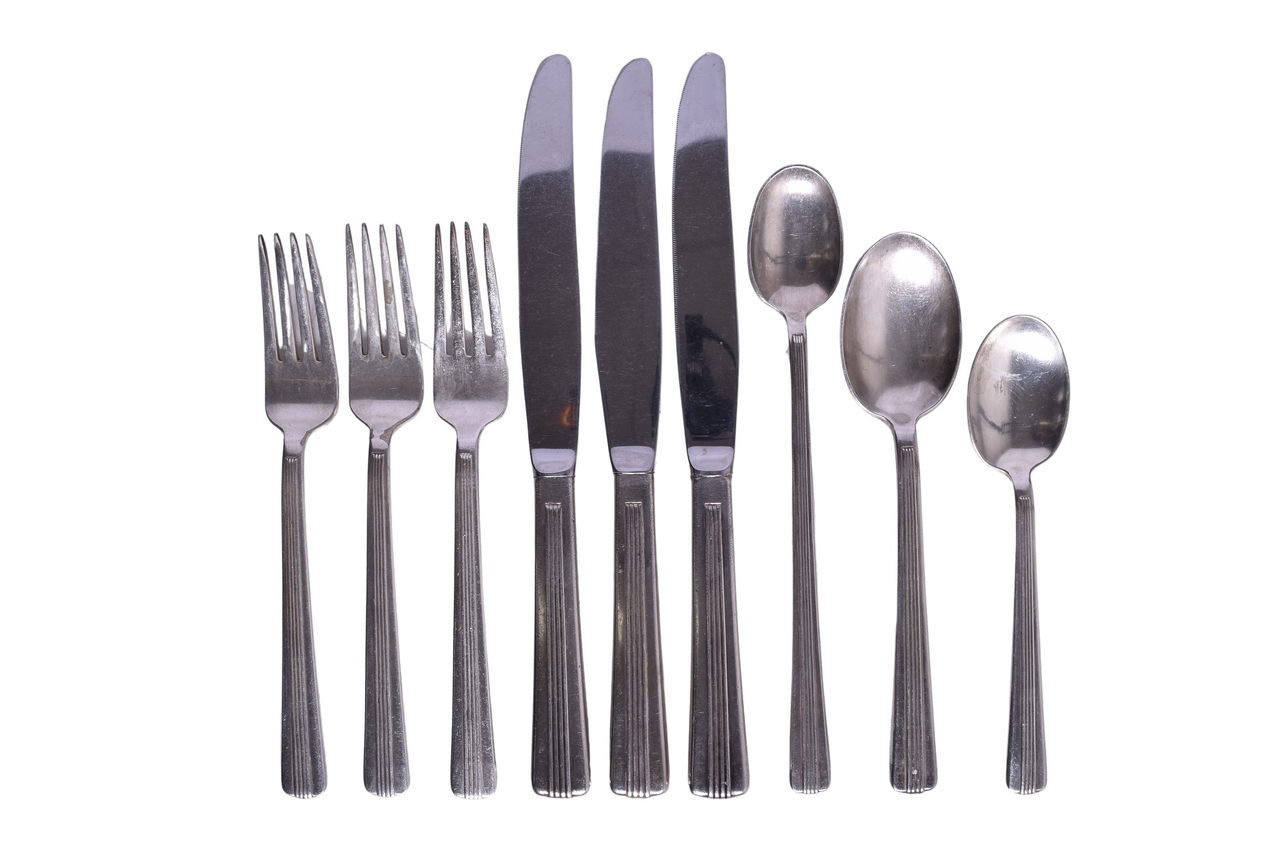 6091 - Nine Pieces of New York Central Railroad Century Silver Flatware - Iced Teaspoon, Spoons, Forks, and Knives thumbnail