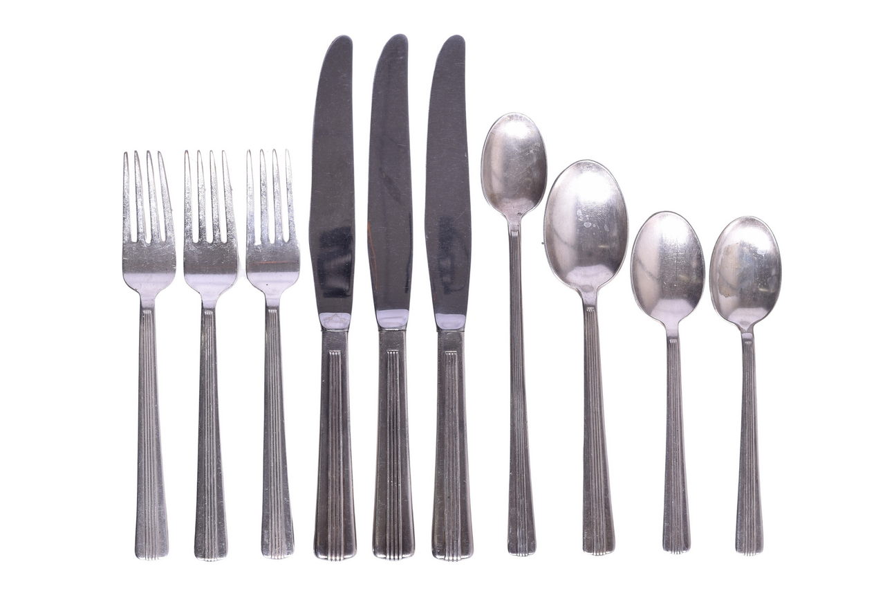6101 - Ten Pieces of New York Central Railroad Century Silver Flatware - Iced Teaspoon, Spoons, Forks, and Knives thumbnail