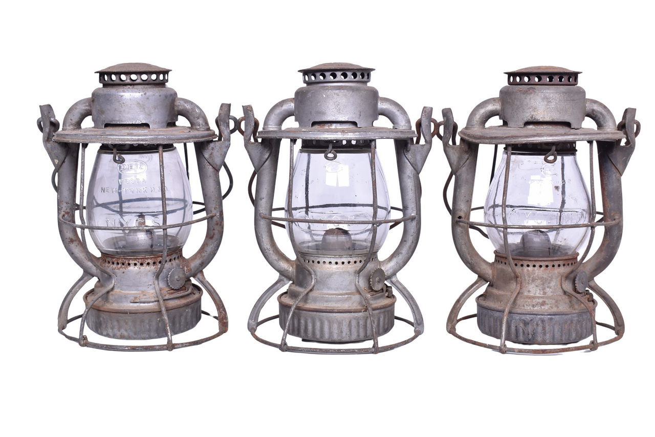 6116 - Trio of Dietz Vesta New York Central System Railroad Lanterns thumbnail