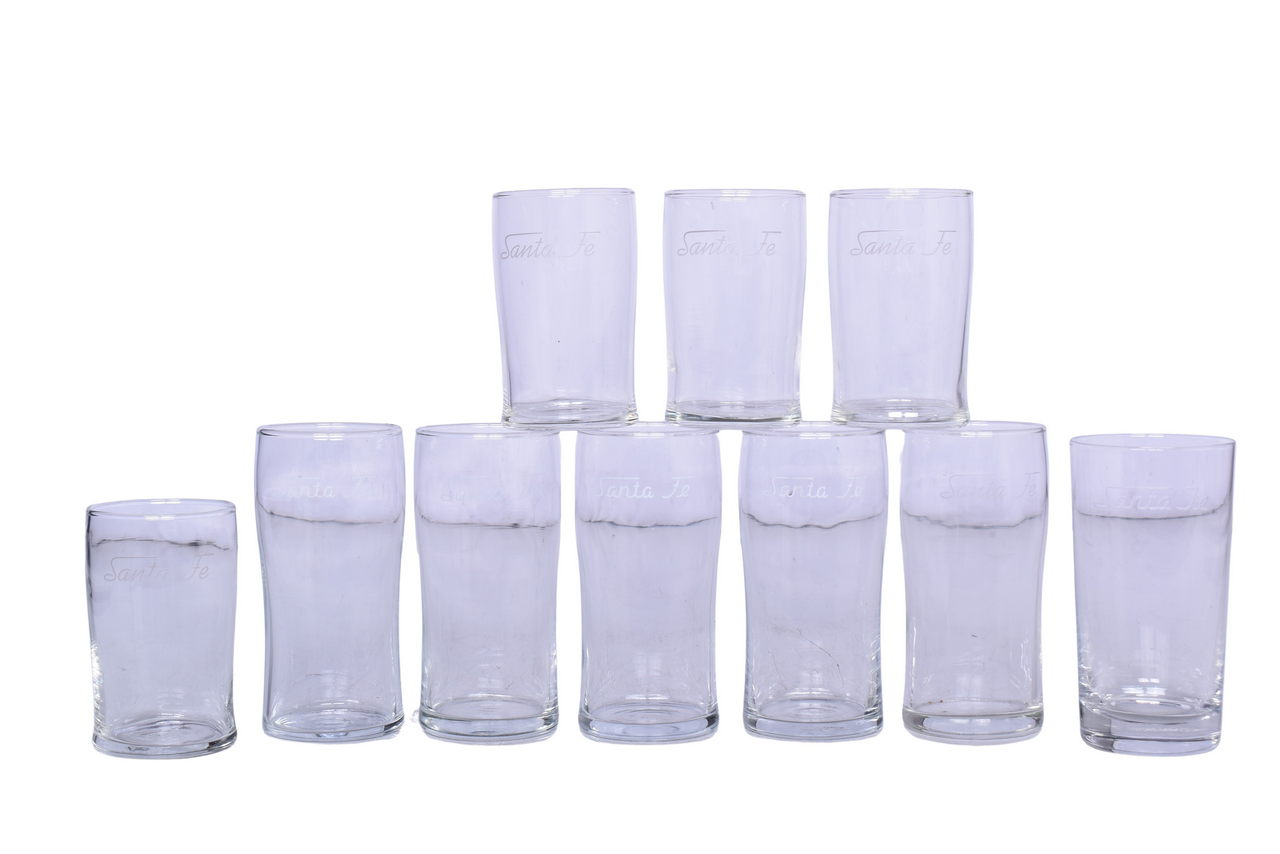 6121 - Eleven Pieces of Santa Fe Railroad Drinking Glasses thumbnail
