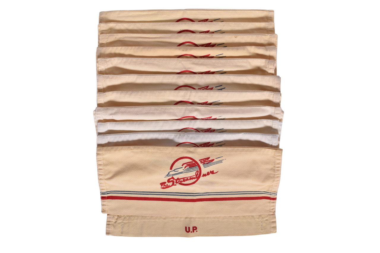 6153 - Eleven Union Pacific Railroad 