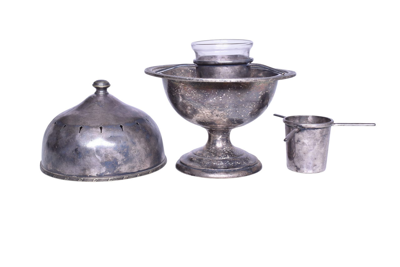 6161 - Reed & Barton Illinois Central Railroad Silver Pedestal Bowl for Shrimp Cocktail and R. Wallace Hot Food Cover thumbnail