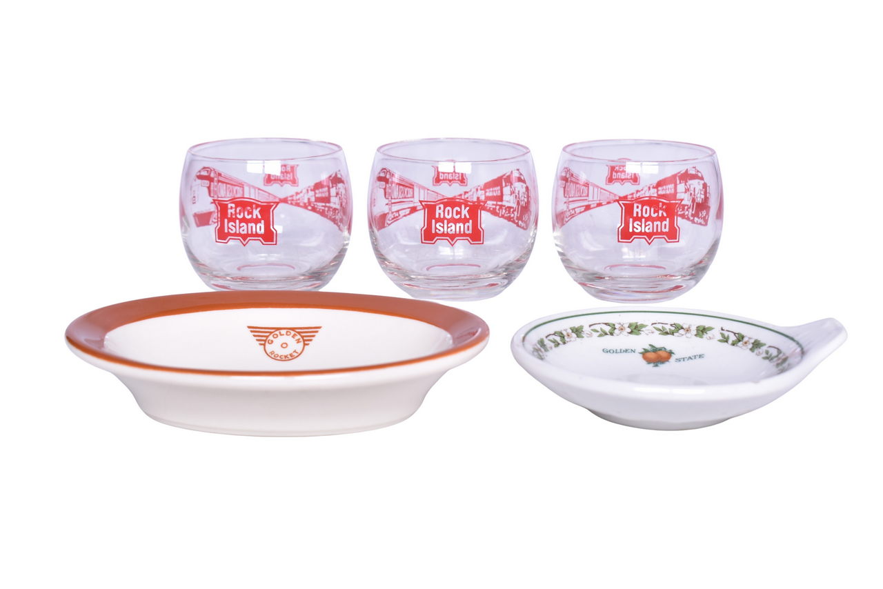 6171 - Five Pieces of Chicago, Rock Island & Pacific Railroad China and Glassware - Golden Rocket and Golden State thumbnail