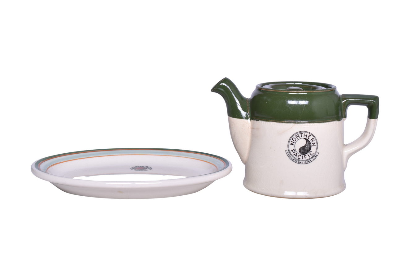 6187 - Northern Pacific Railroad Yellowstone Stoneware Teapot and Monad China Oval Plate PAF thumbnail