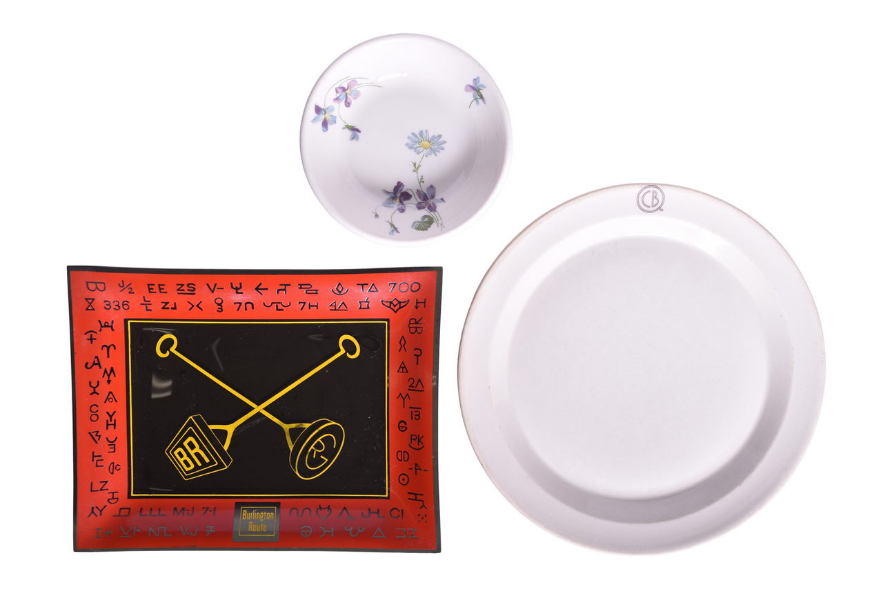 6193 - Three Chicago Burlington and Quincy Railroad Items - Dubuque China Dinner Plate, Glass Ashtray, and Fruit Bowl thumbnail
