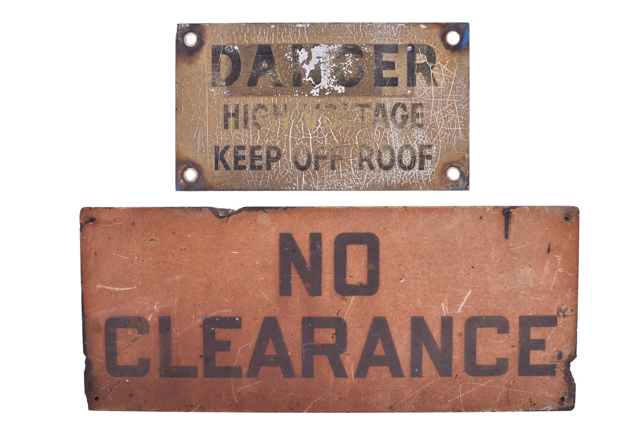6232 - Conrail E44 Pantograph Metal Danger Sign and No Clearance Sign thumbnail