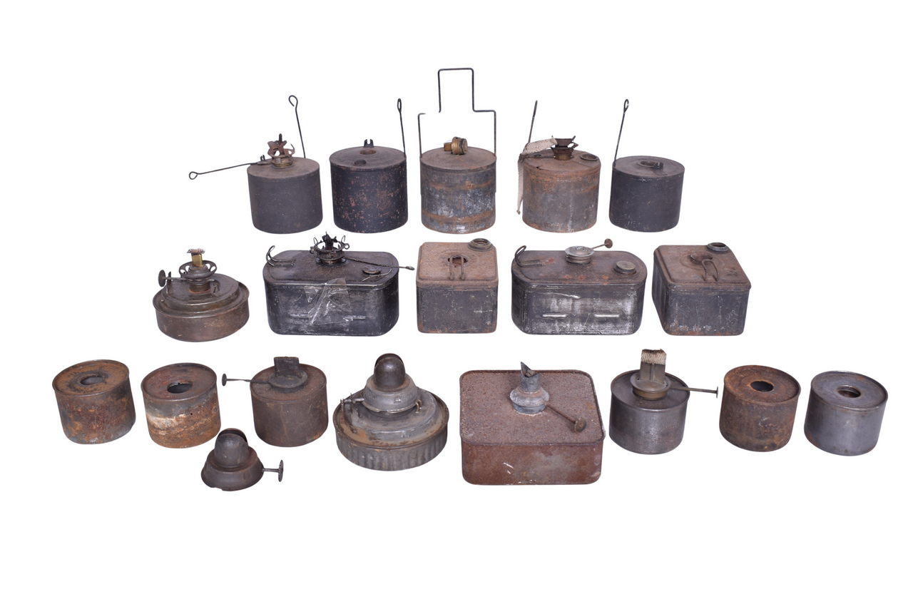 6260 - Railroad Lantern / Lamp Parts Lot - 18 Burner Pots thumbnail