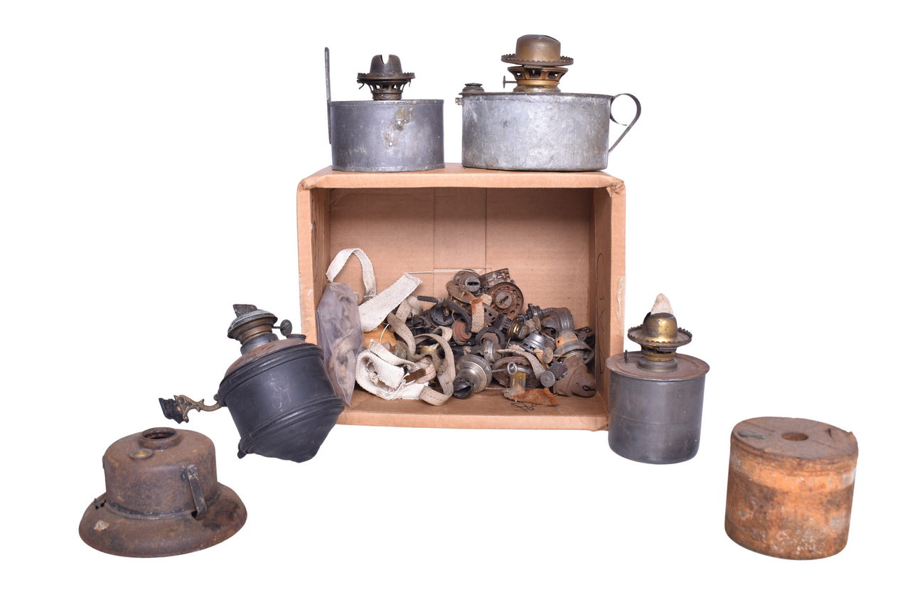 6262 - Railroad Lantern / Lamp Parts Lot - Burner Pots, Wicks, and Founts thumbnail