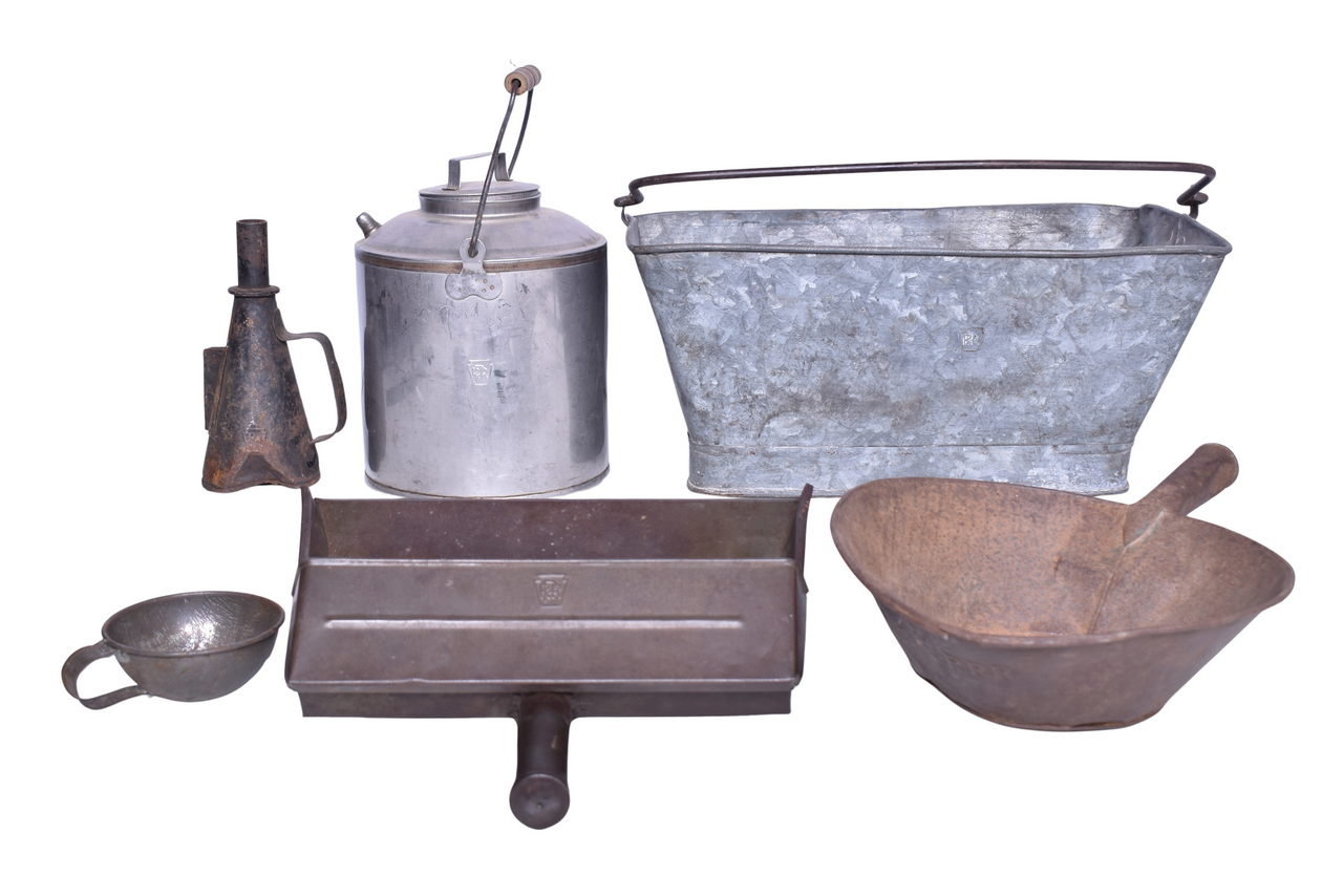 6304 - Group of Pennsylvania Railroad Tin Ware - Dust Pan, Journal Bucket, Cup, Kerosene Canister, Etc. thumbnail