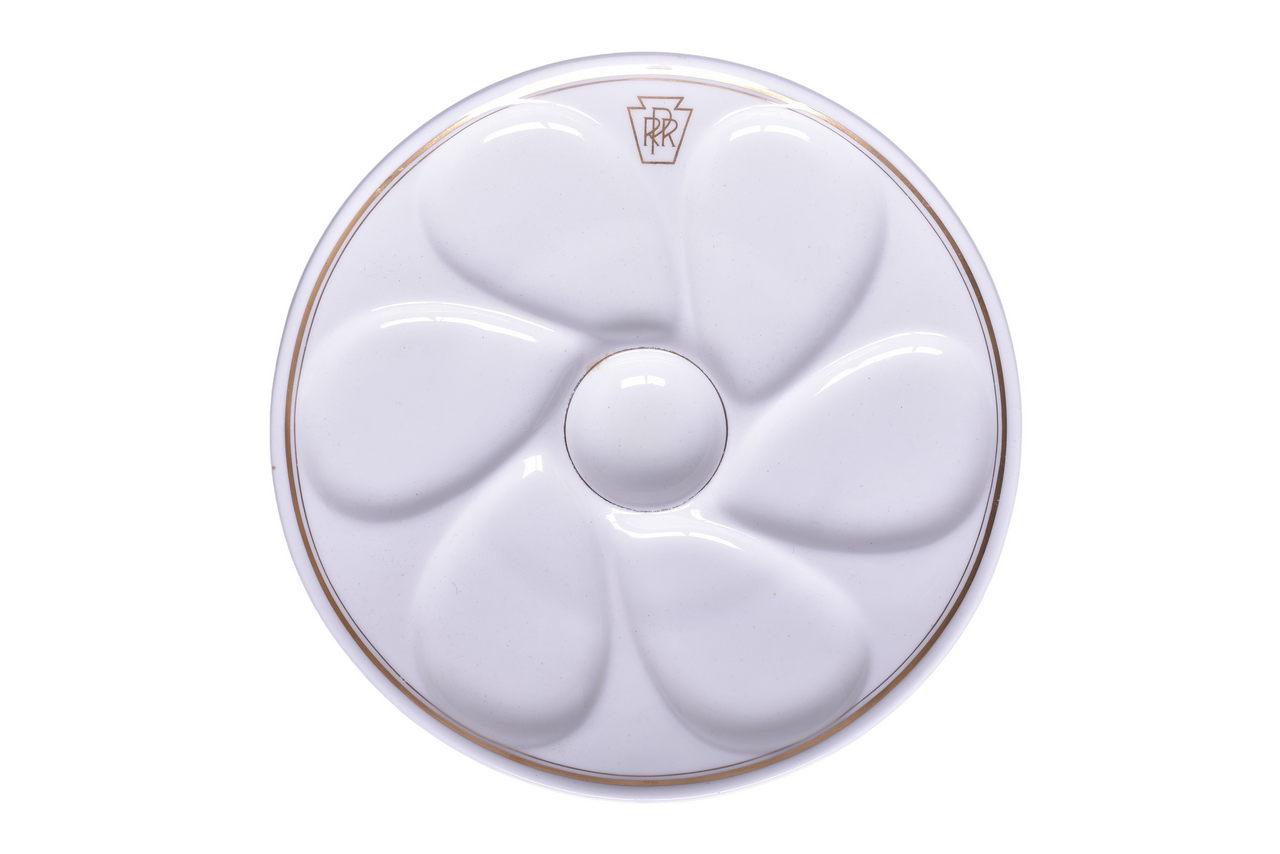 6447 - Rare Cauldon Pennsylvania Railroad Gold Keystone China Oyster Plate thumbnail