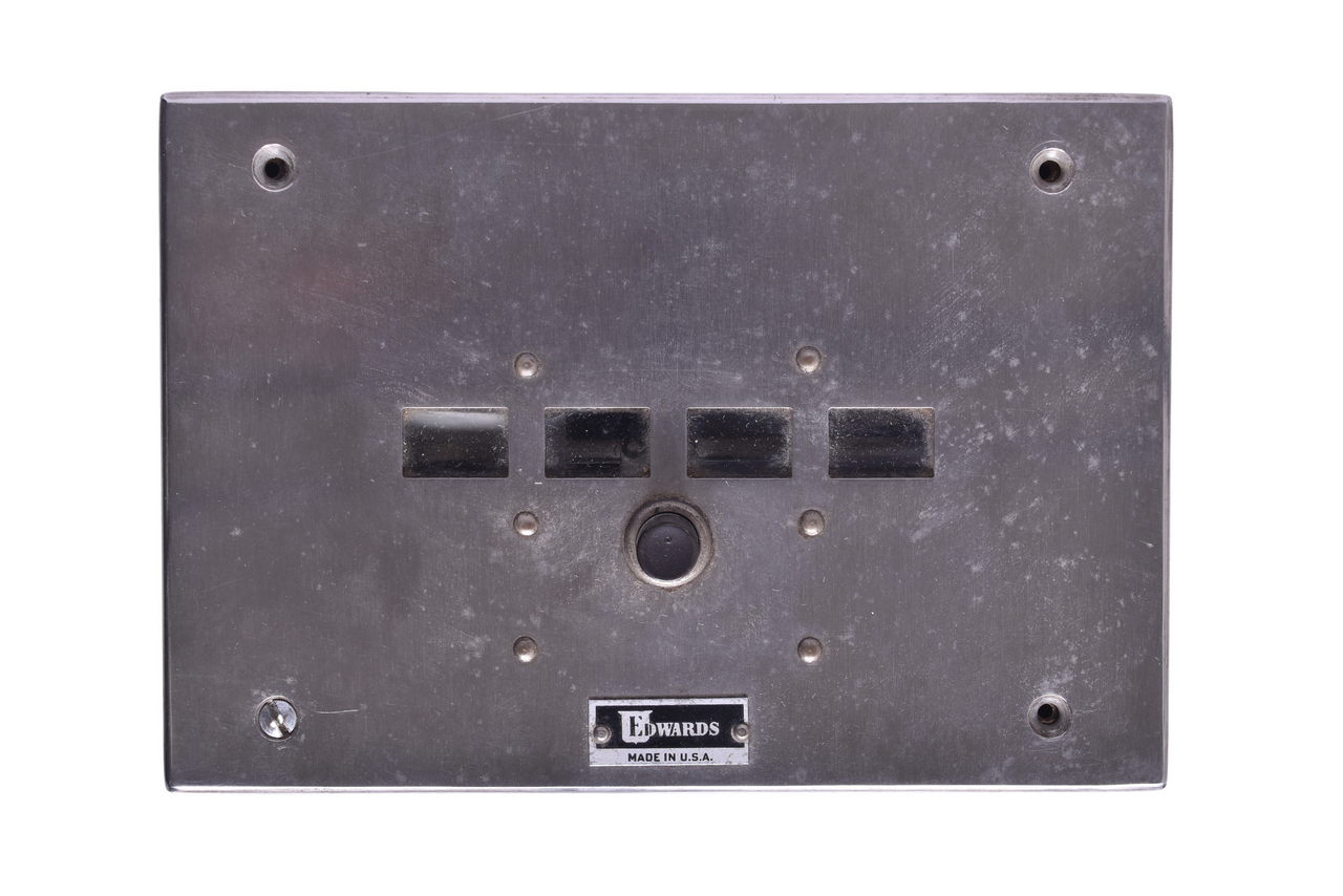 6468 - Pullman Edwards Attendant Notification / Annunciator Box thumbnail