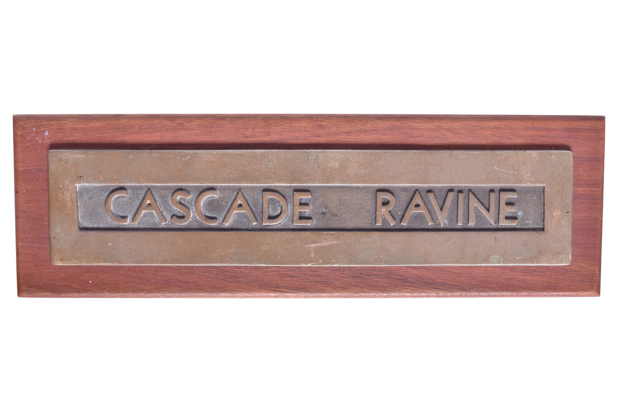 6519 - Pennsylvania Railroad #8105 Cascade Ravine Pullman Sleeper Car Metal Name Plate thumbnail