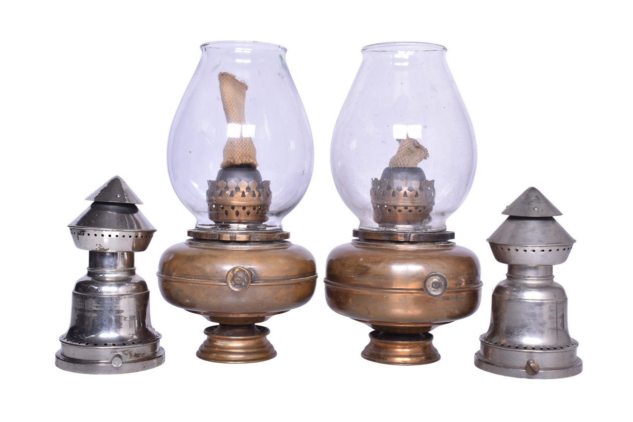 6659A - Pair of Victoria Sherburne Pullman Railroad Passenger Car Brass Oil Table Lamps thumbnail