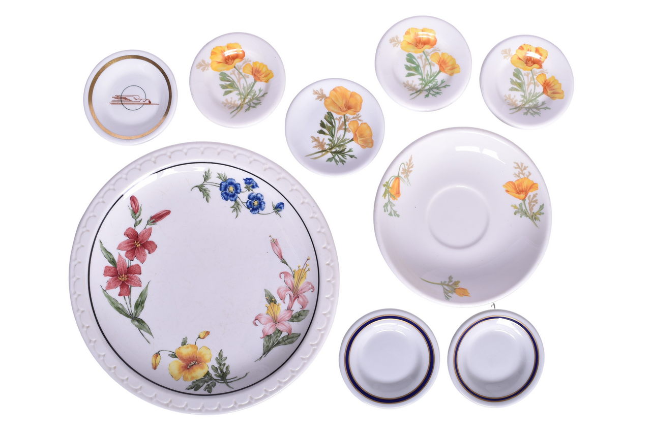 6663 - Nine Pieces of Western Railroad China - Santa Fe, Southern Pacific, and Union Pacific thumbnail