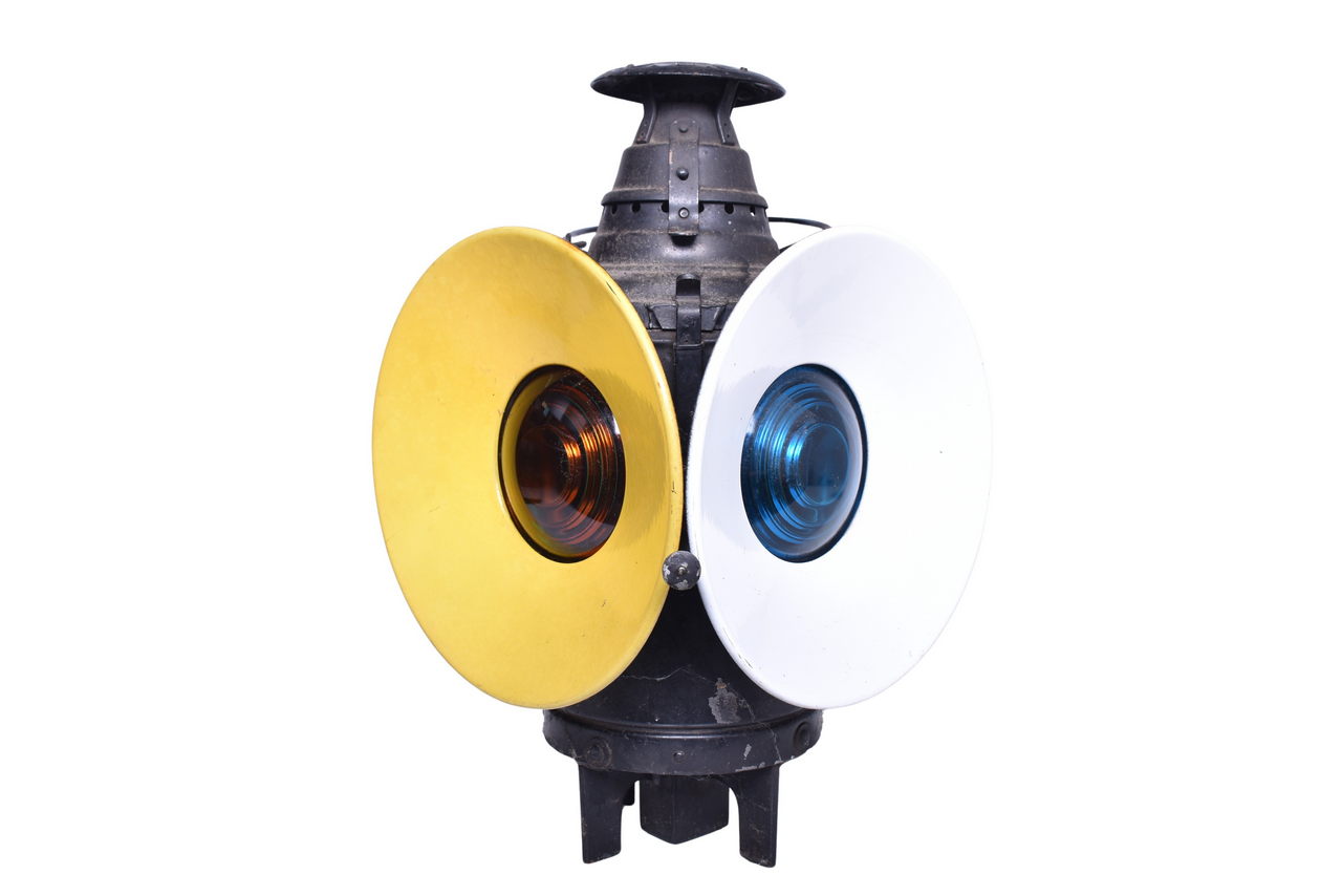 6670 - Dressel Railroad Switch Lantern w/ White and Yellow Porcelain Day Targets thumbnail