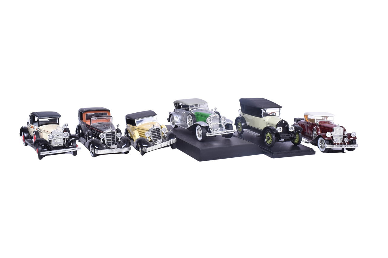7082 - Six Signature Models 1910s-1930s Car Models thumbnail
