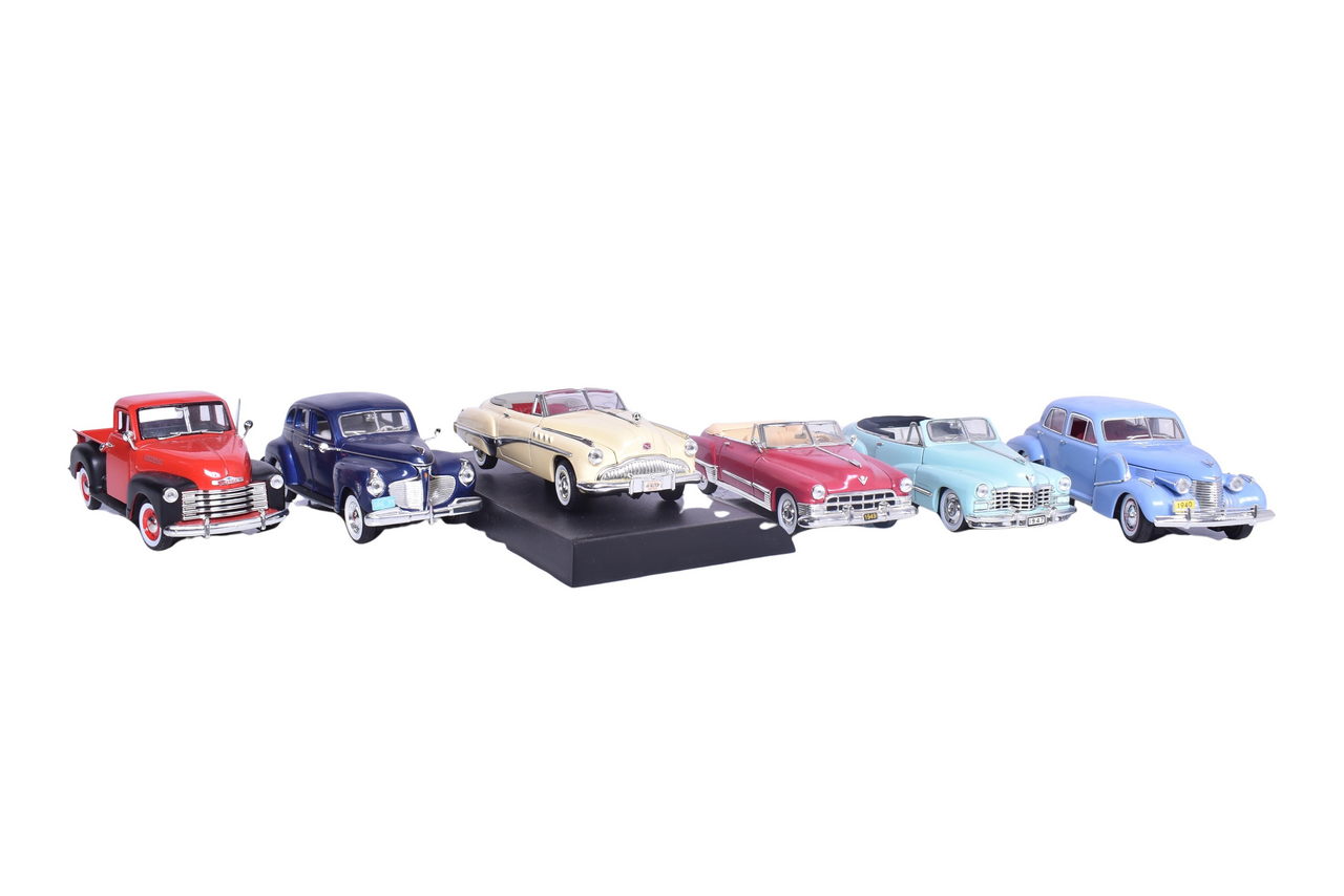 7083 - Six Signature Models 1940s-1950s Car Models thumbnail