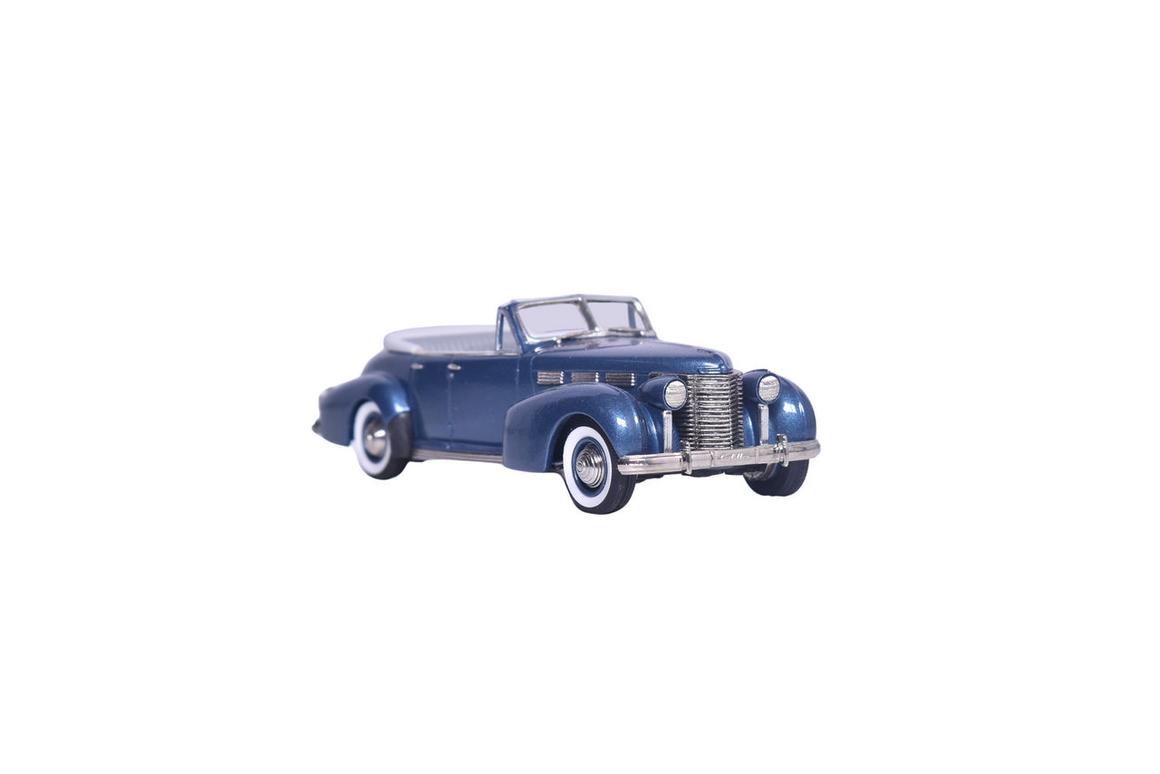 7179 - Brooklin FS05 1938 Cadillac Sixty Special Convertible thumbnail