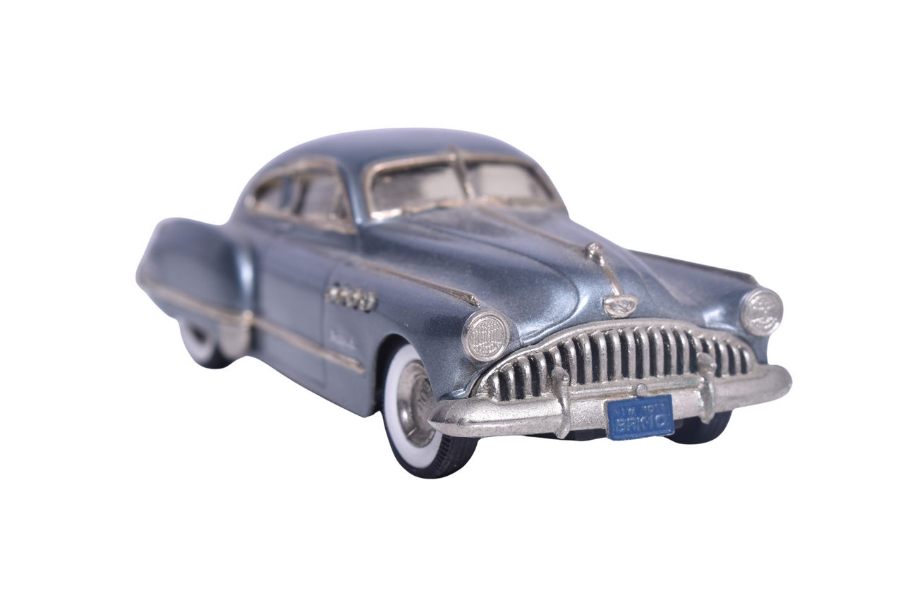 7225 - Brooklin BRK10 1949 Buick Roadmaster 76-S Sedanet thumbnail